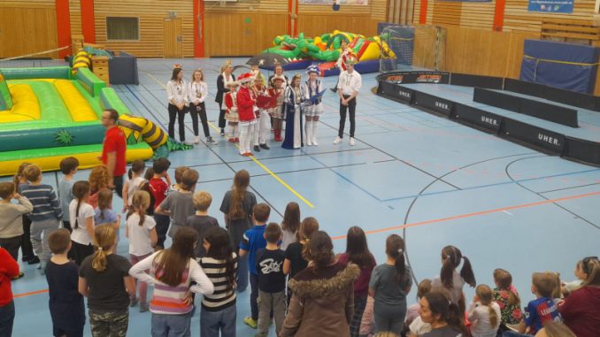Hallenspielfest beim TuS 08 Lintorf