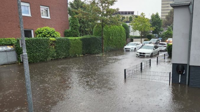 Unwetter in Lintorf (Foto: privat)